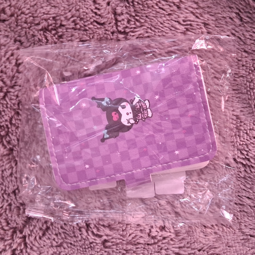 Kuromi Purple Card Holder - Picture 3 of 3